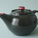 black teapot
