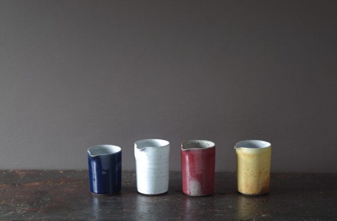dark blue mini-pourer